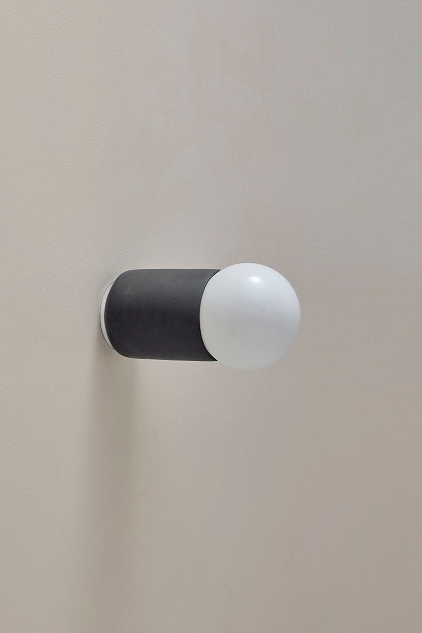 Terra 1 Surface Sconce, Flush Mount
