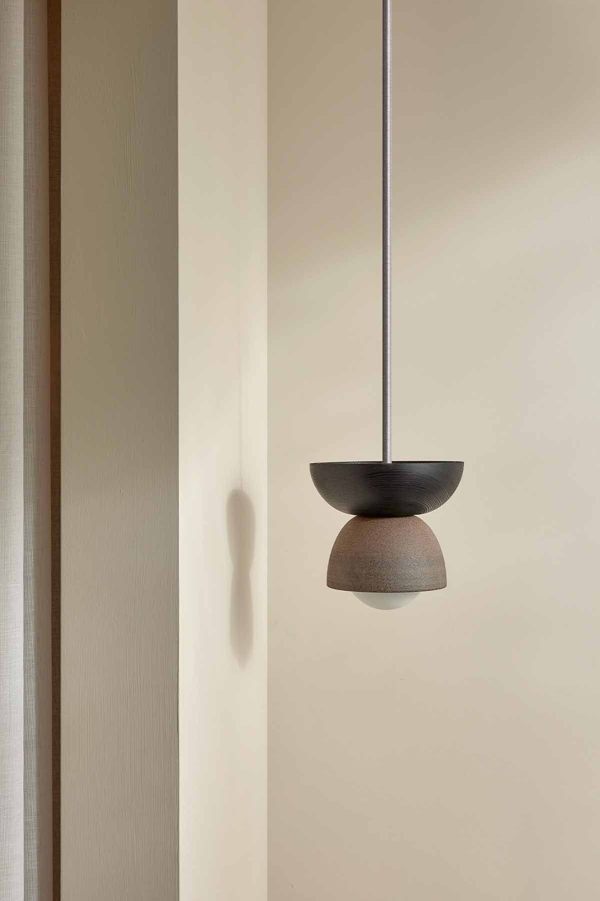 Terra 00 Pendant Light - Solid Rod