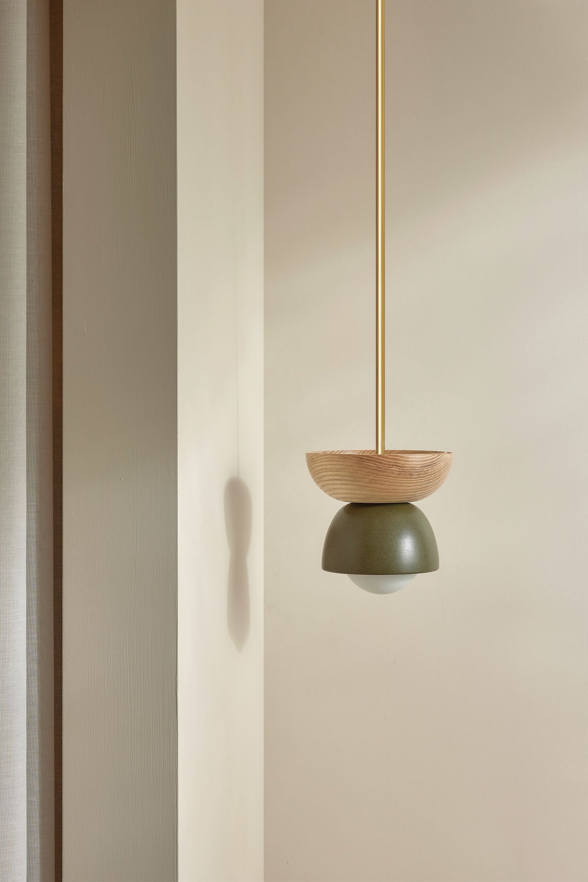 Terra 00 Pendant Light - Solid Rod