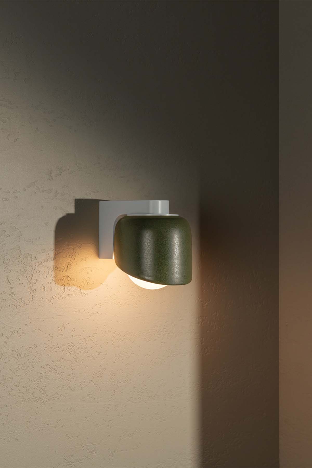 Terra 0.5 Wall Light