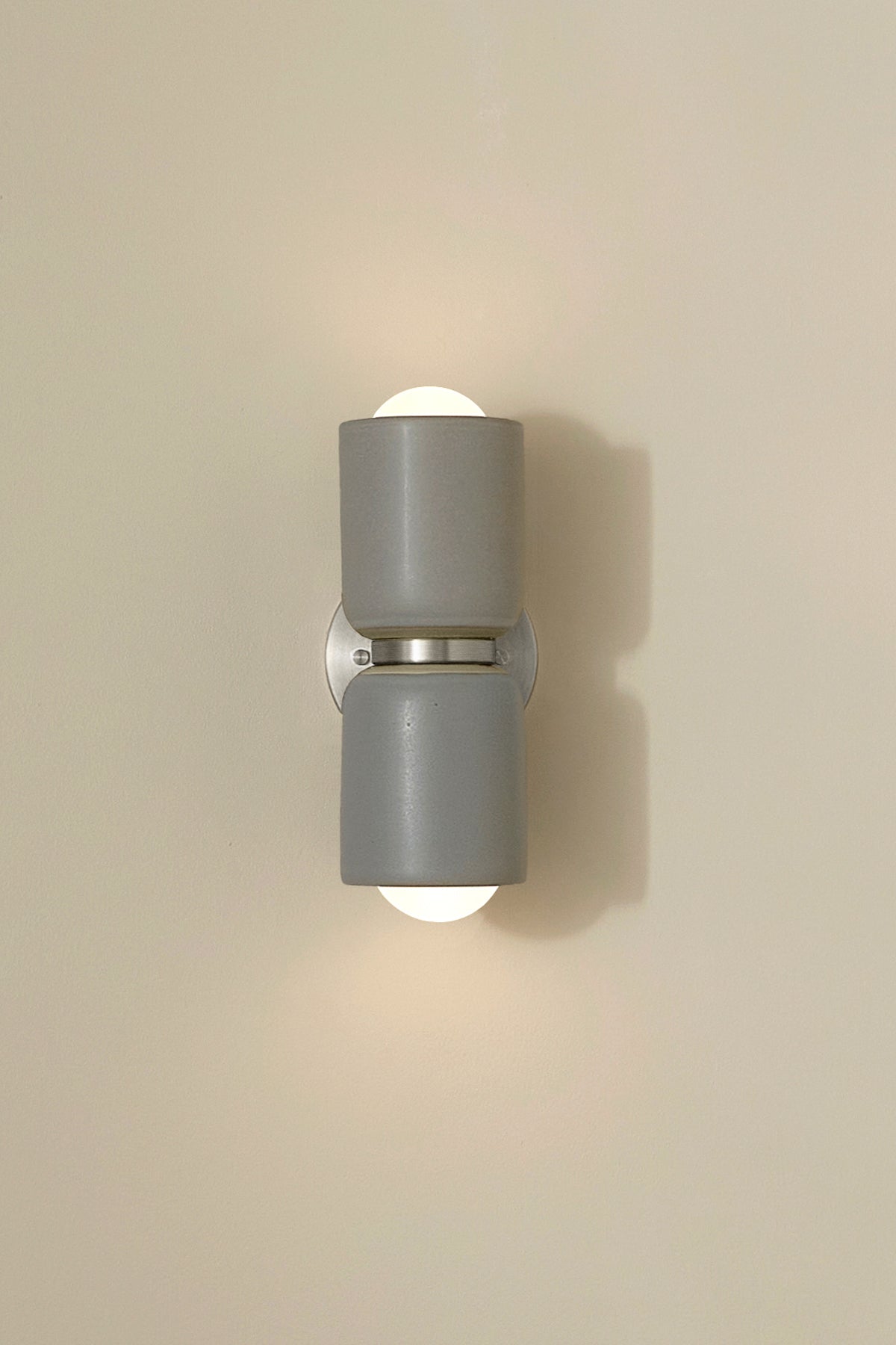 Terra 2 Wall Light