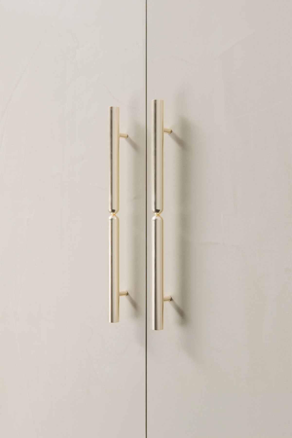 Maha Alavi Studio | Totem Appliance Pull