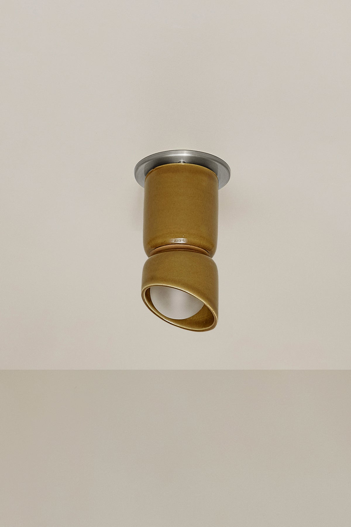 Terra 1.5 Ceiling Light, Slim Base
