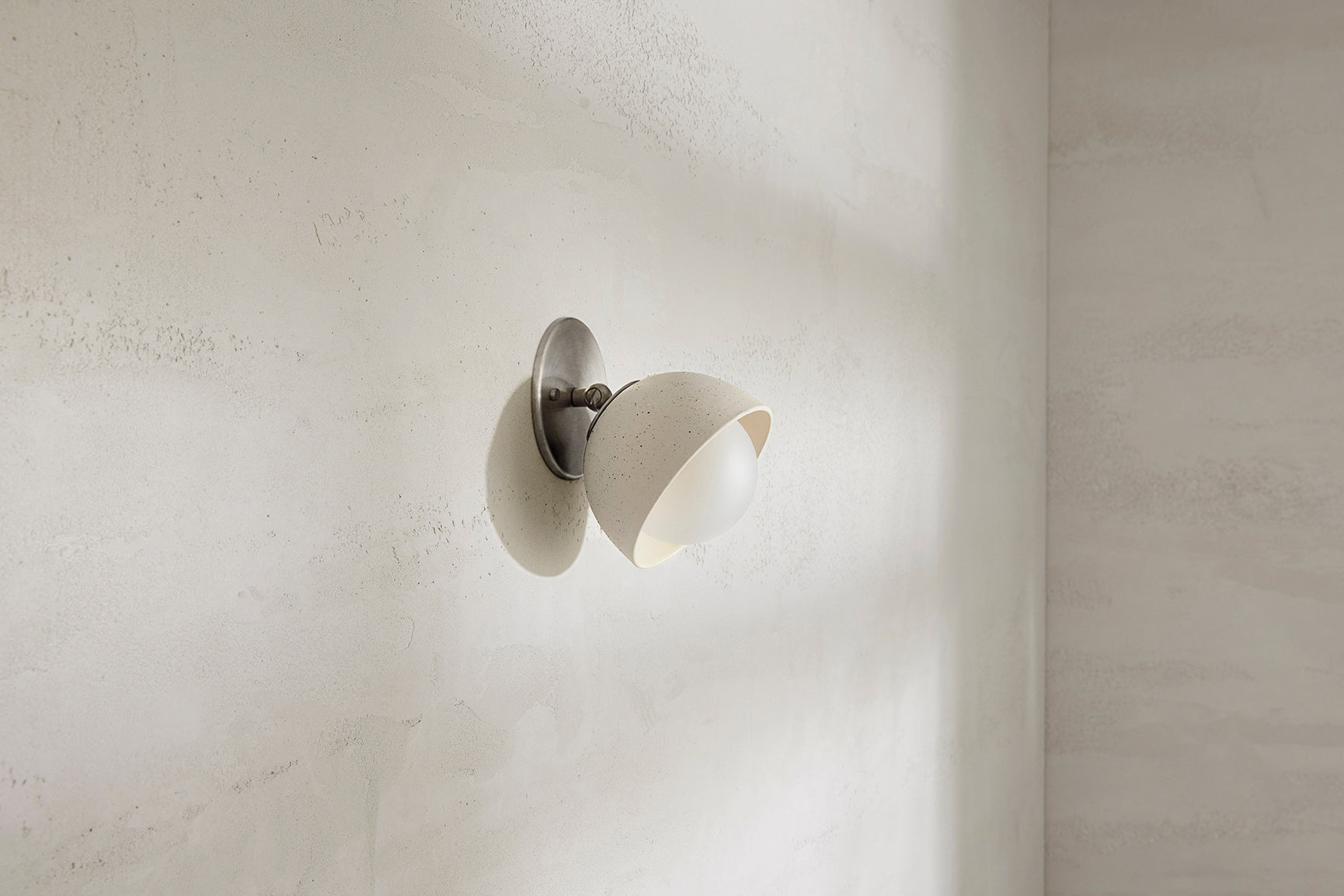Terra 0 Short Surface Sconce