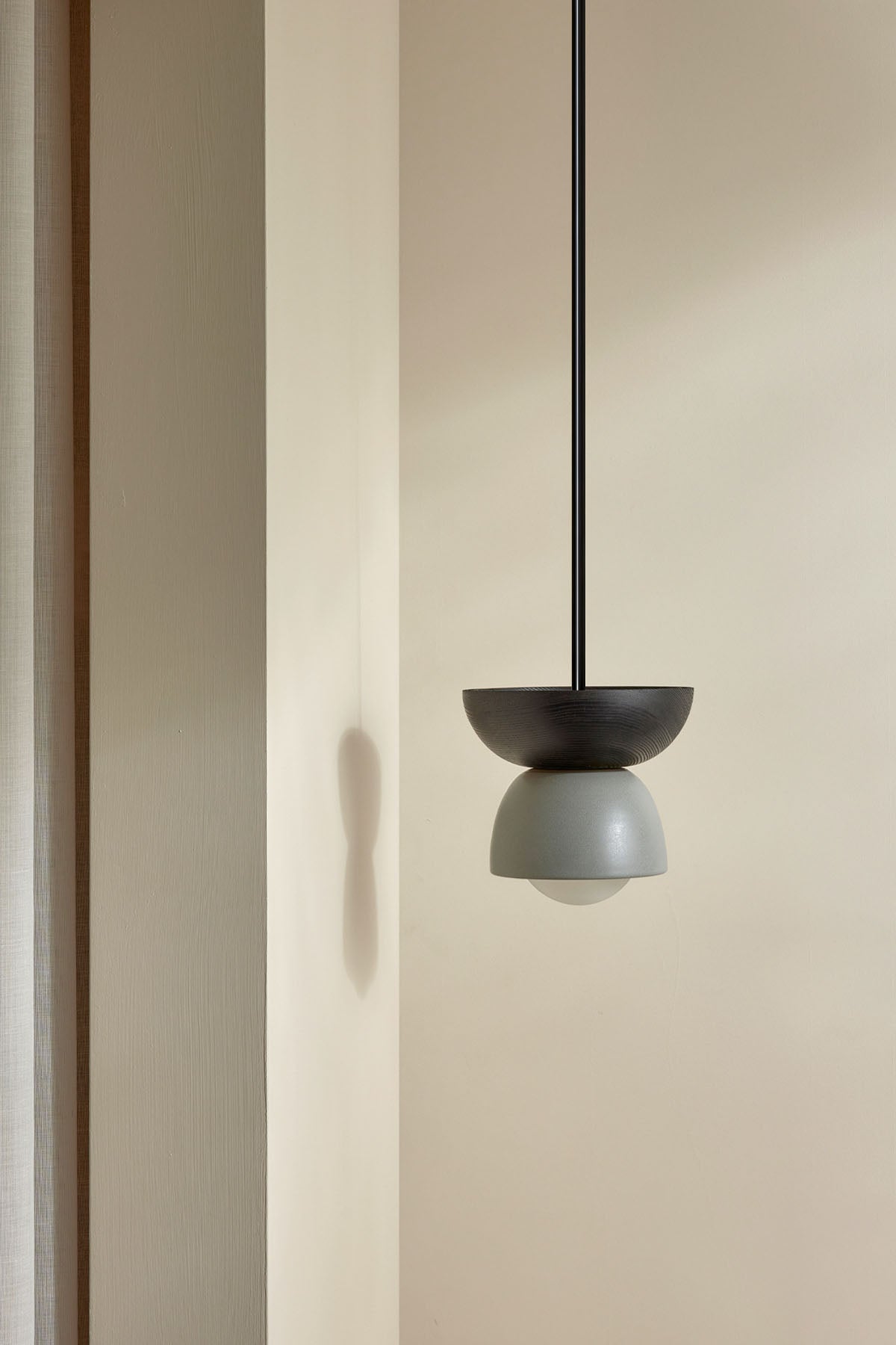 Terra 00 Pendant Light - Solid Rod