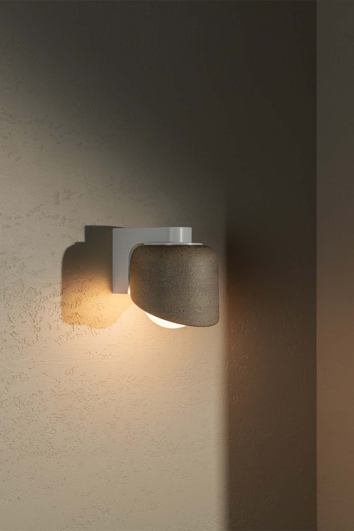 Terra 0.5 Wall Light