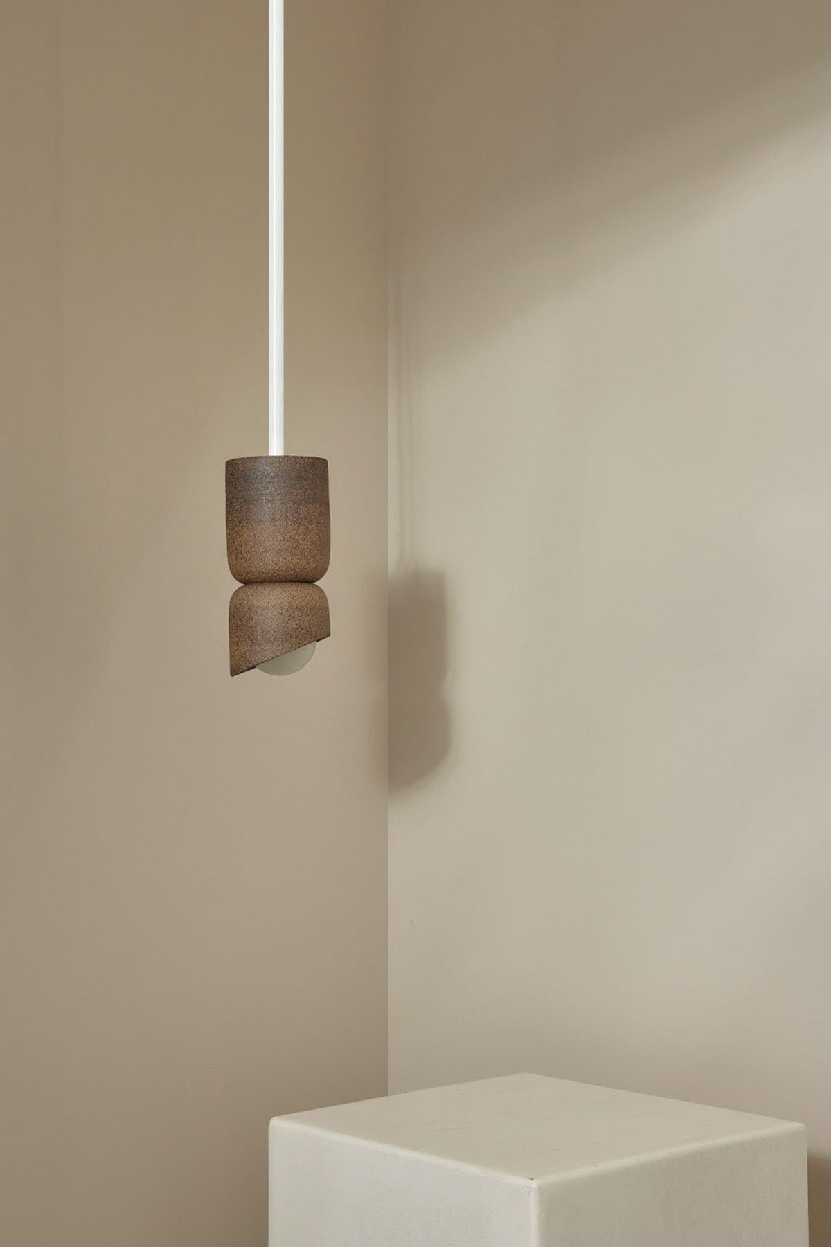 Terra 1.5 Pendant Light - Solid Rod