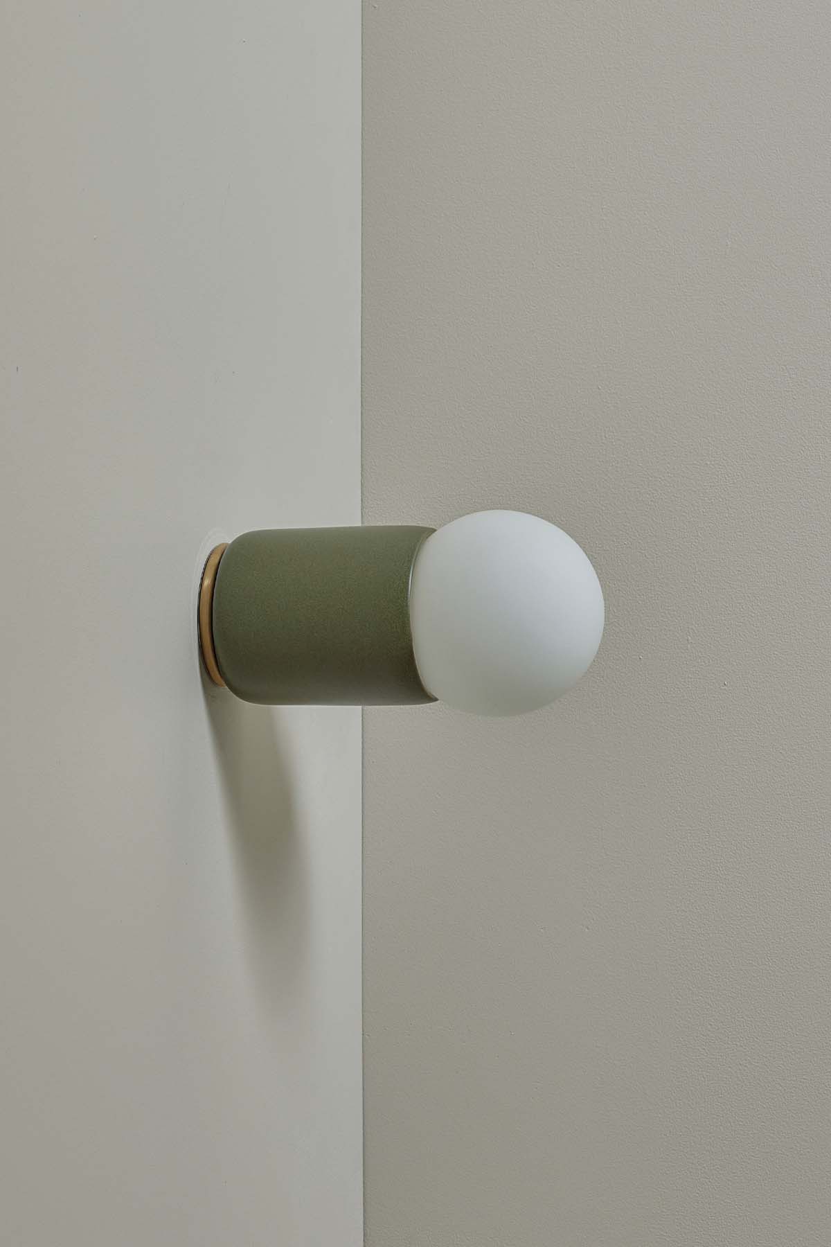 Terra 1 Surface Sconce, Flush Mount