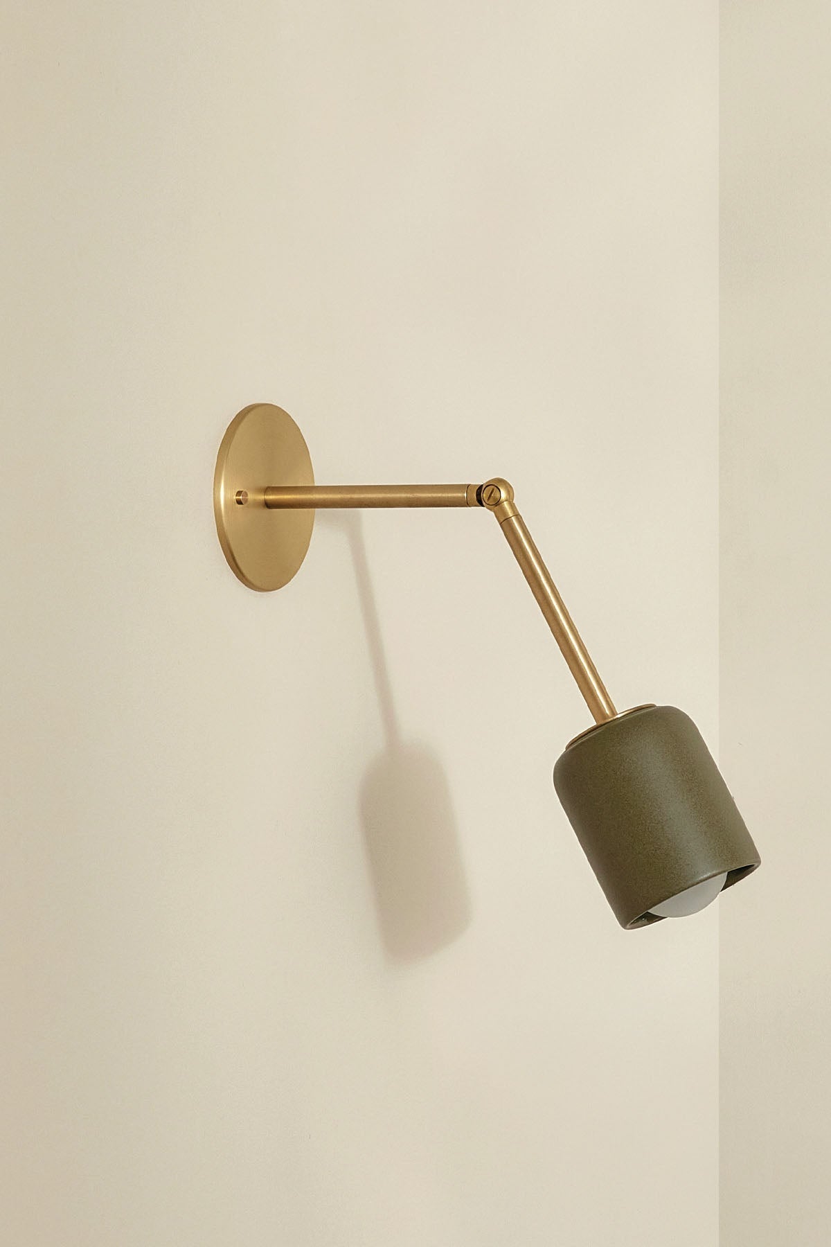 Terra 1 Long Articulating Wall Light - Marz DesignsMarz Designs