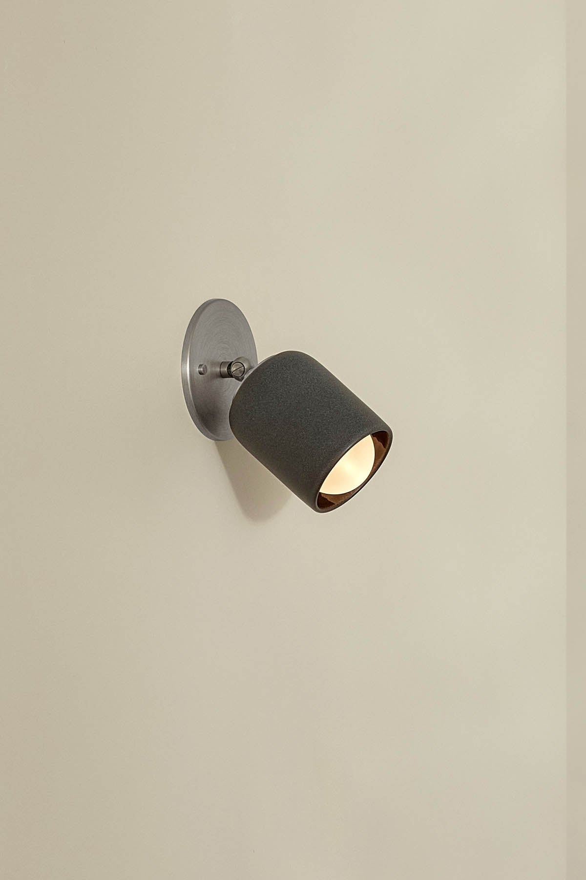 Terra 1 Short Surface Sconce - Marz DesignsMarz Designs