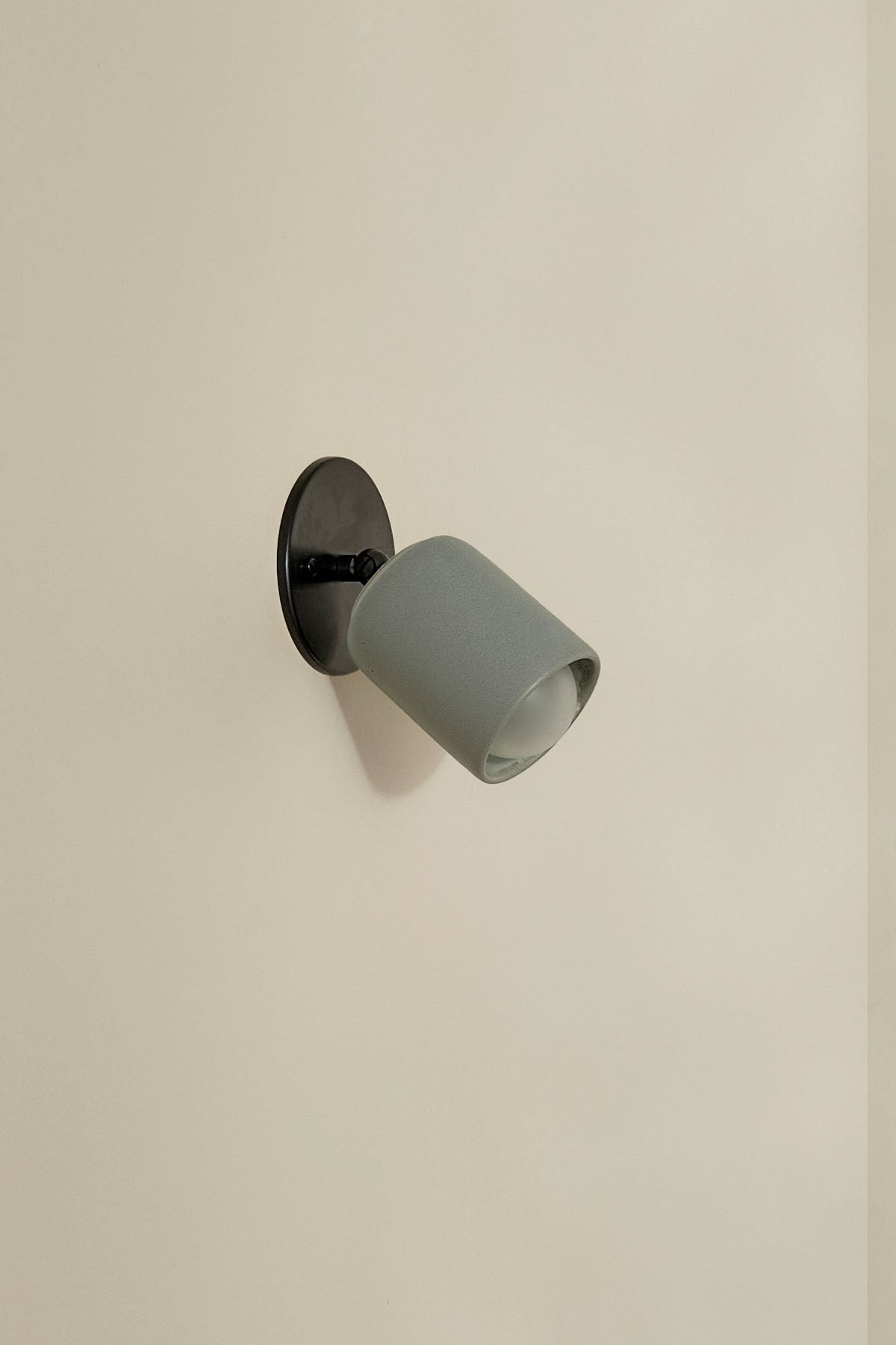 Terra 1 Short Surface Sconce - Marz DesignsMarz Designs