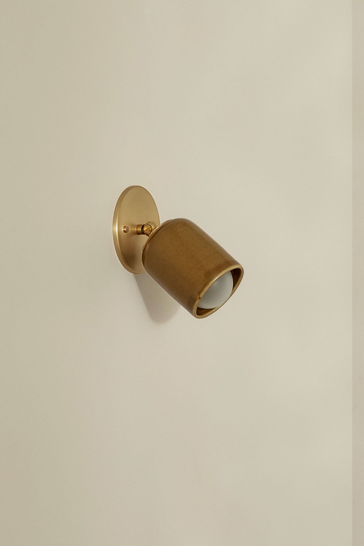 Terra 1 Short Surface Sconce - Marz DesignsMarz Designs