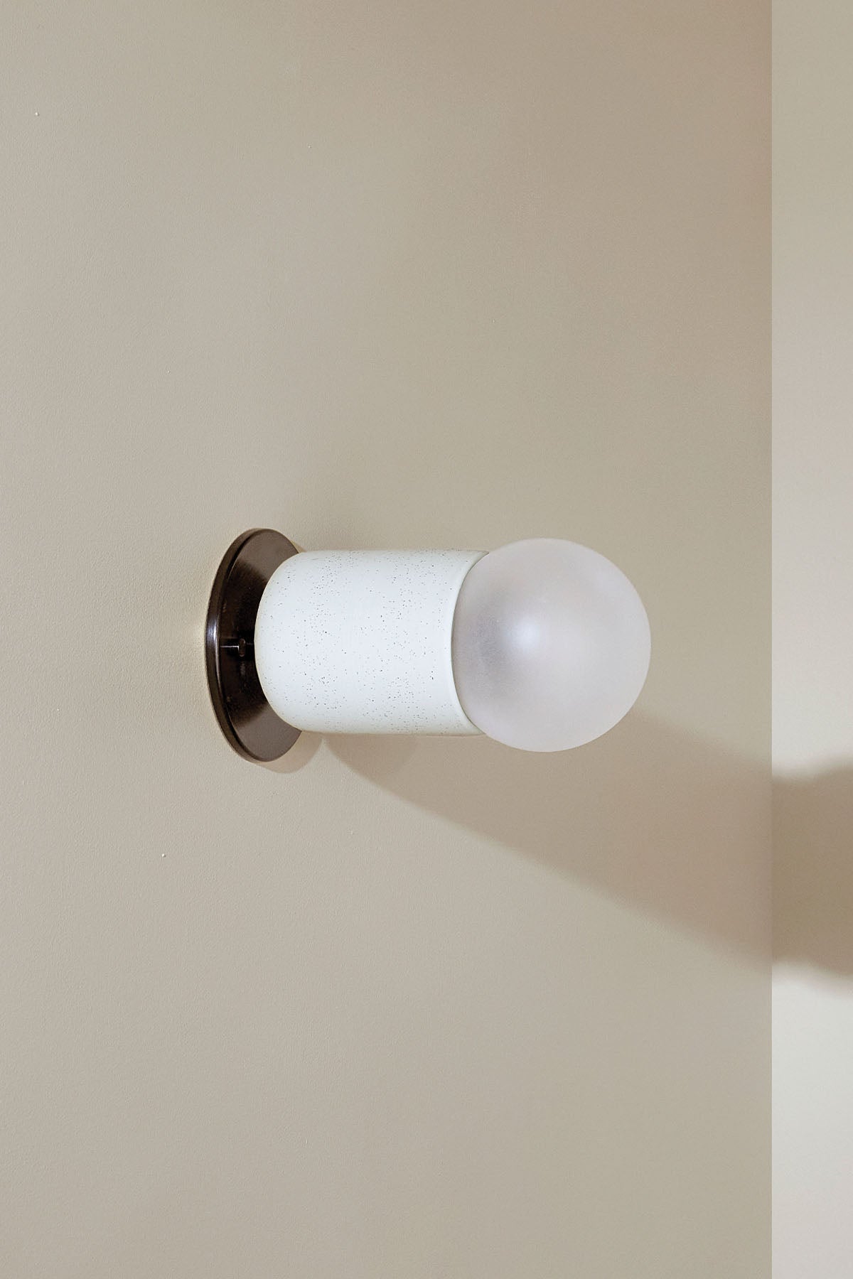 Terra 1 Surface Sconce, Slim Base - Marz Designs - Marz Designs - Terra 1 Surface Sconce, Slim Base