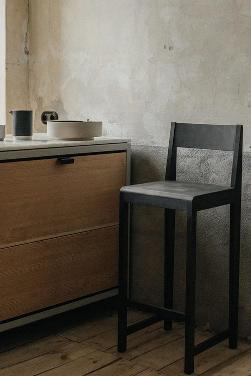Frama Bar Chair 01