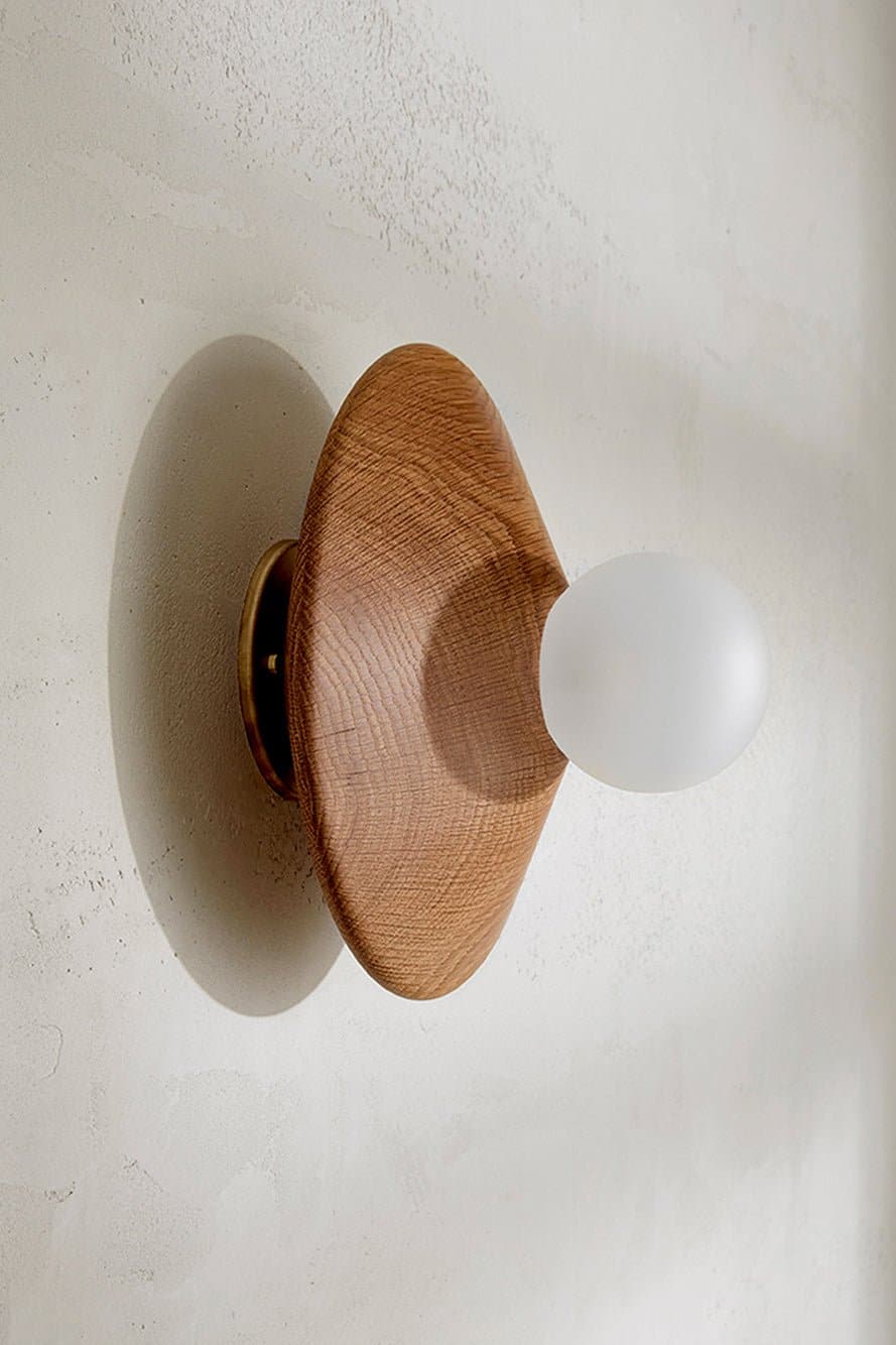 Marz Designs Bright Beads Disc Wall Light in Oak/Brass