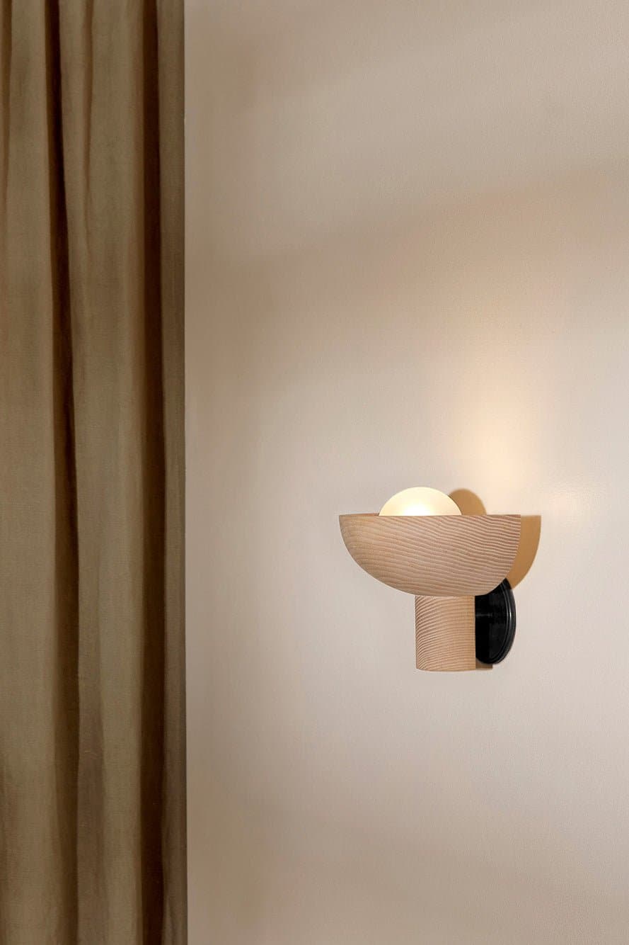 Marz Designs - Selene Uplight Small in Brushed Black/Ash
