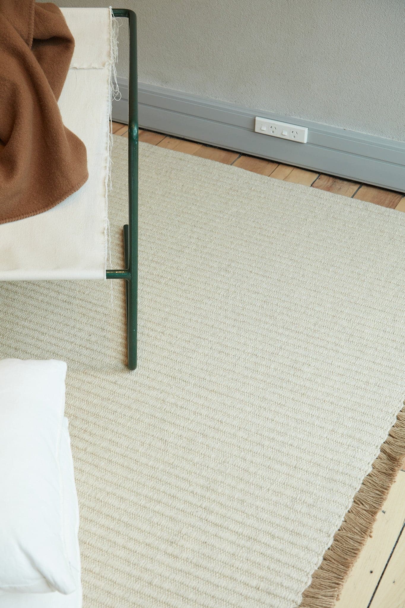 Nodi Tasseled Wool Rug - Marz DesignsNodi