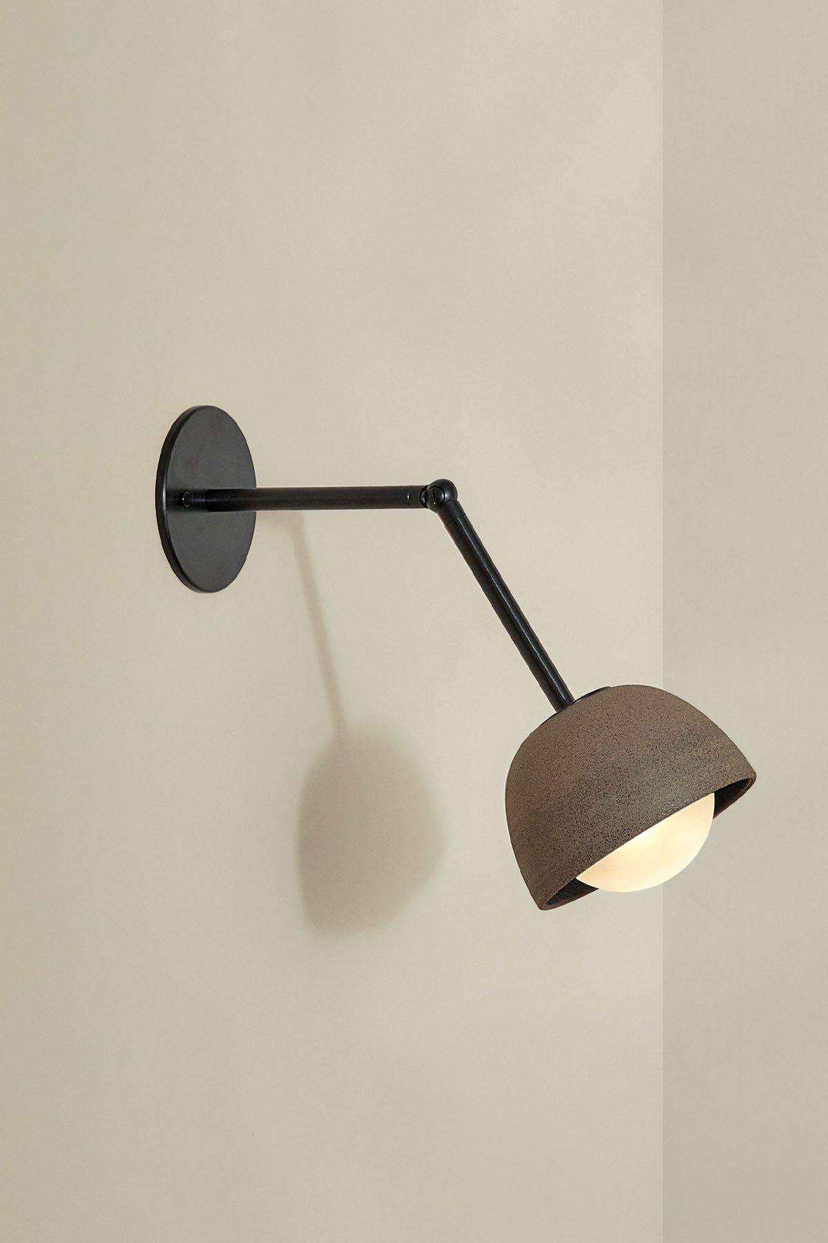 Terra 0 Long Articulating Light - Marz DesignsMarz Designs