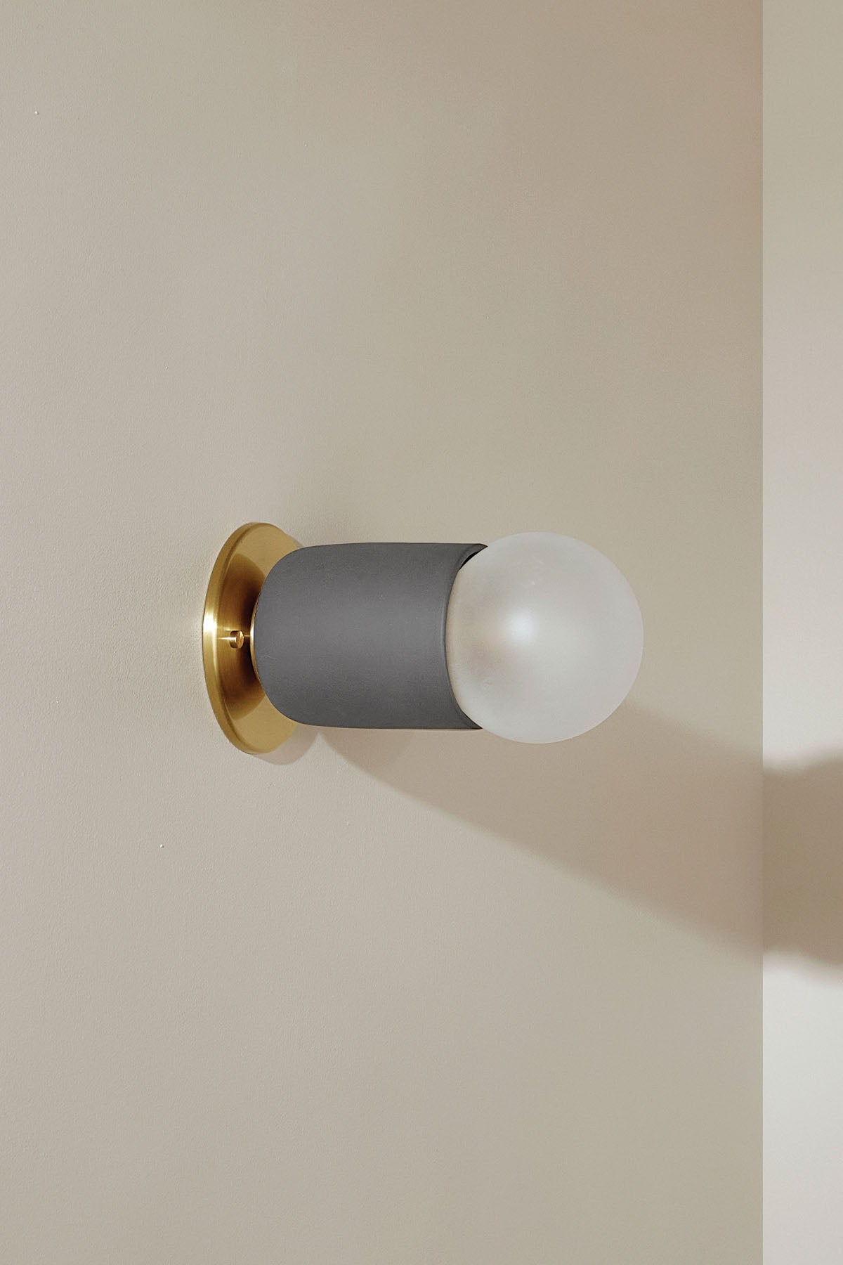 Terra 1 Surface Sconce, Slim Base - Marz DesignsMarz Designs