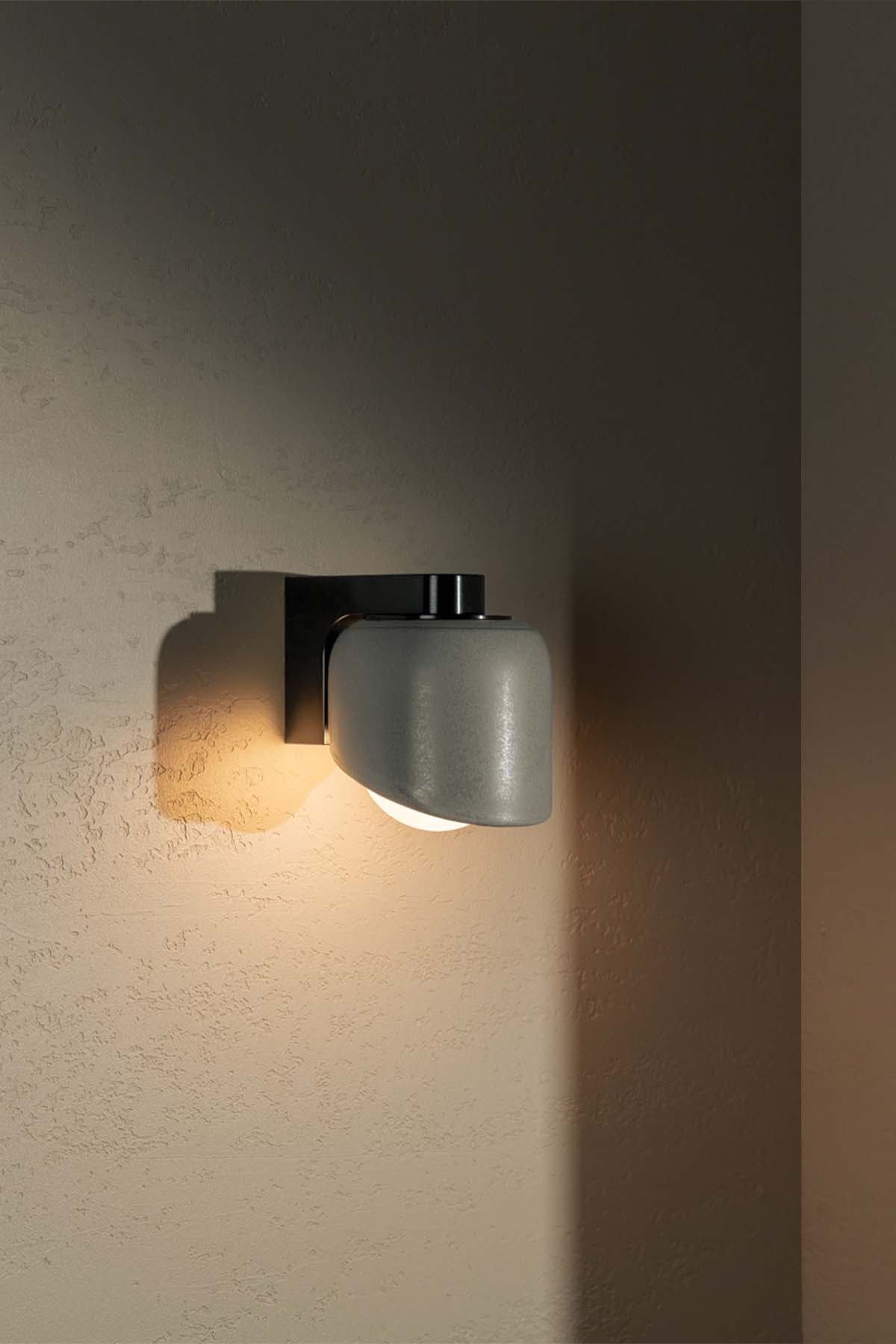 Terra 0.5 Wall Light