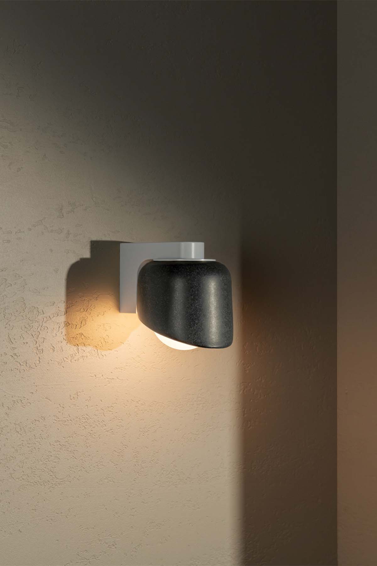 Terra 0.5 Wall Light