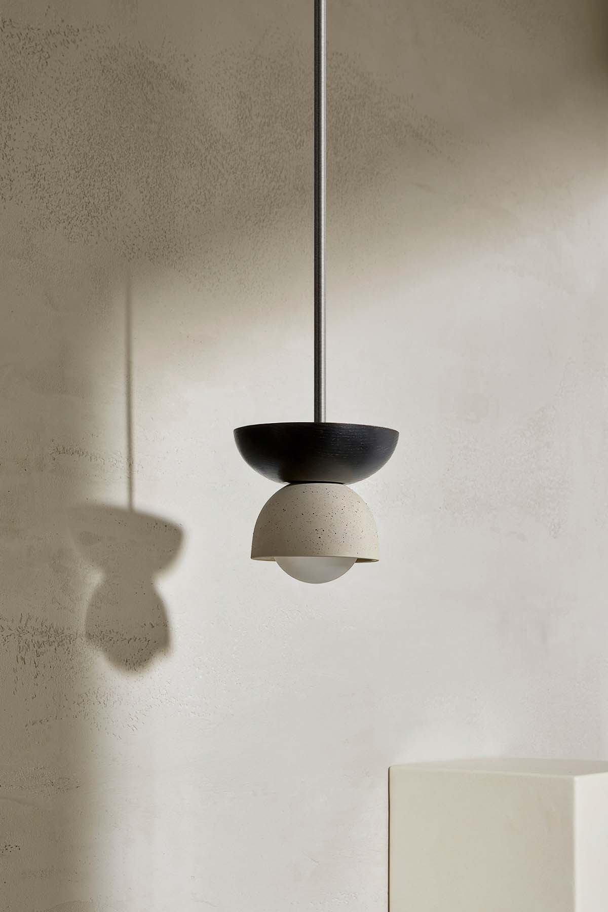 Terra 00 Pendant Light - Solid Rod
