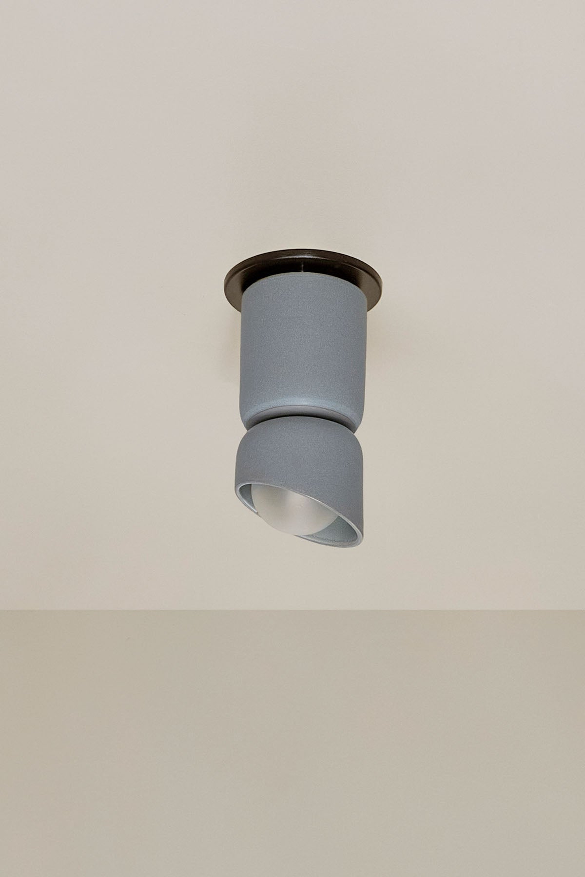 Terra 1.5 Ceiling Light, Slim Base