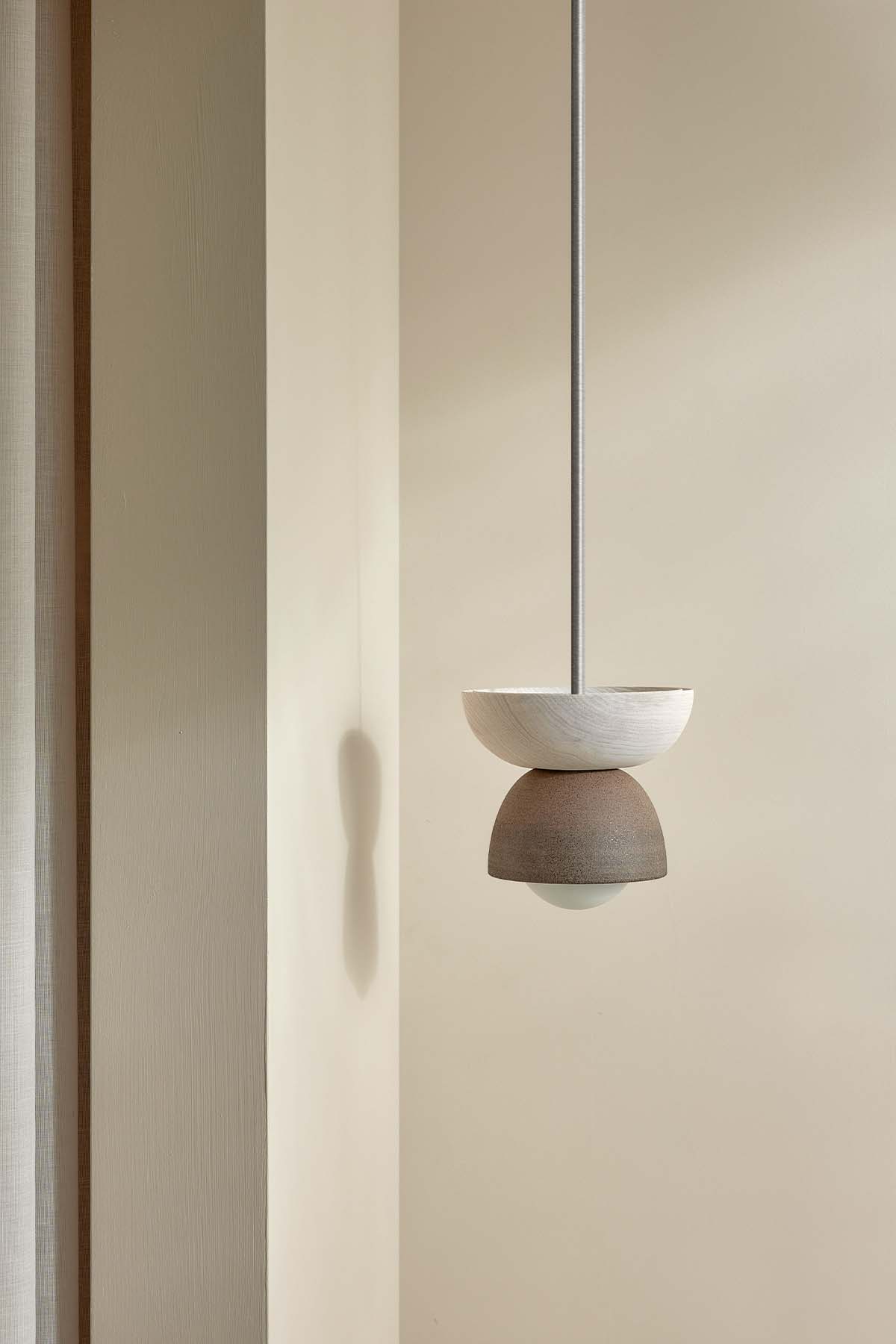 Terra 00 Pendant Light - Solid Rod