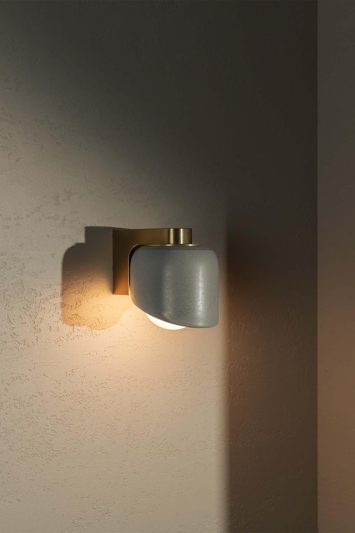 Terra 0.5 Wall Light