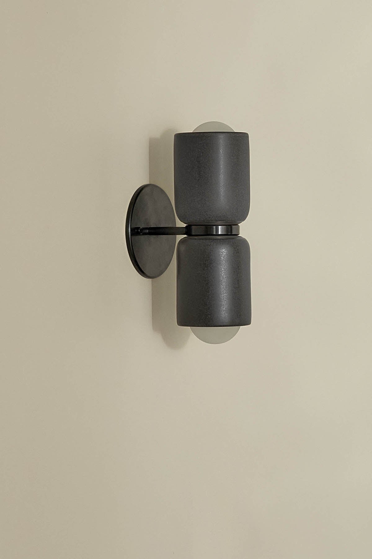 Terra 2 Wall Light