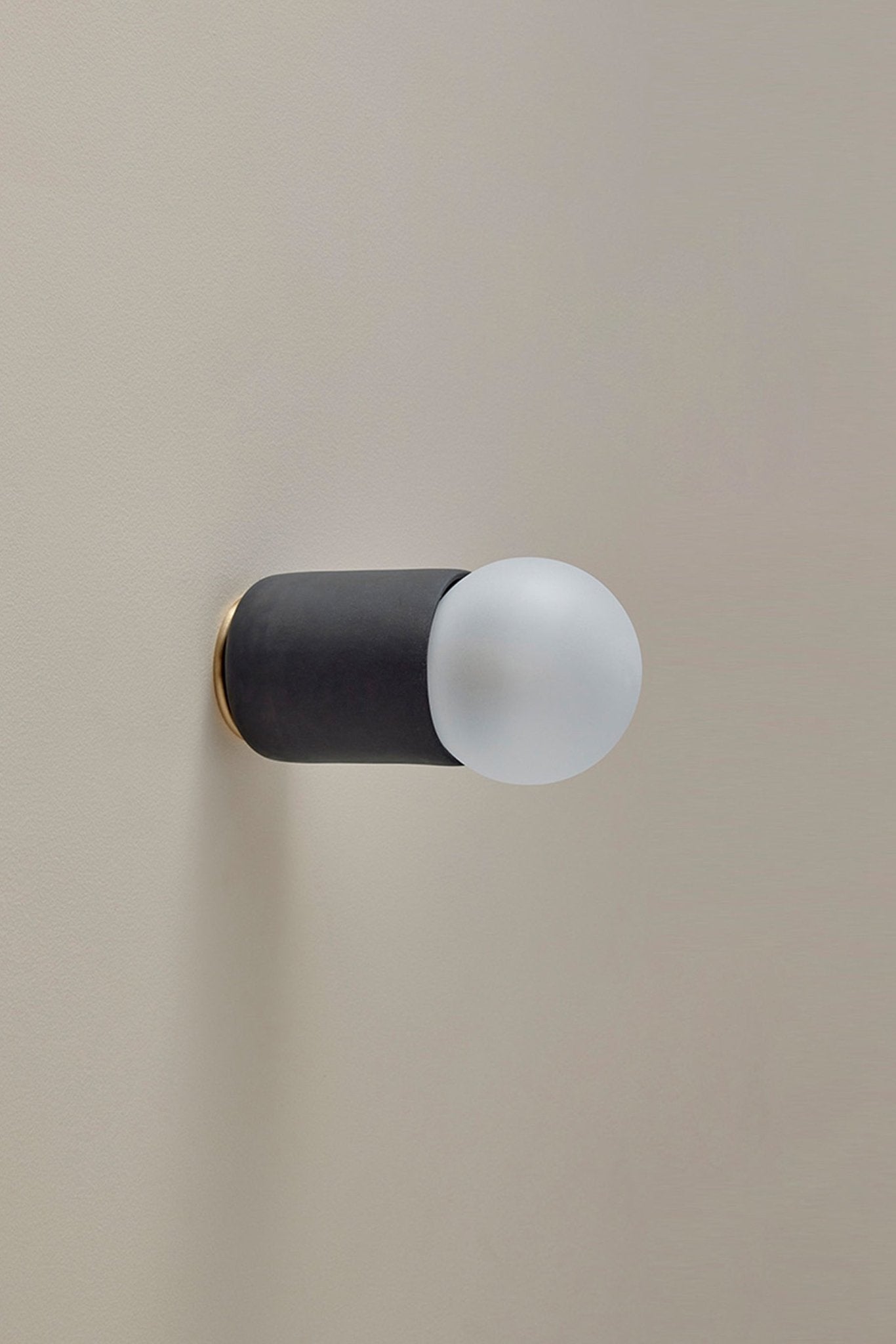 Terra 1 Surface Sconce, Flush Mount