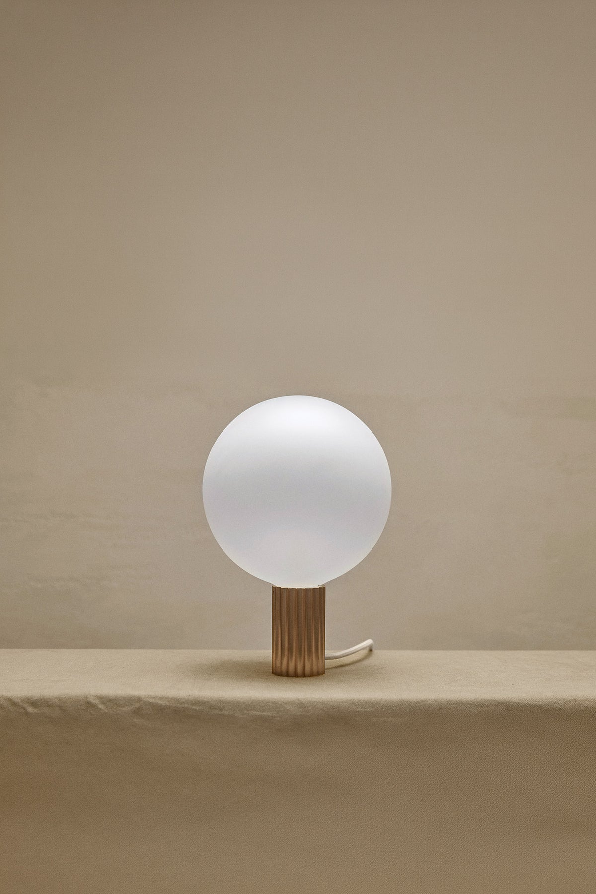 Attalos Table Light