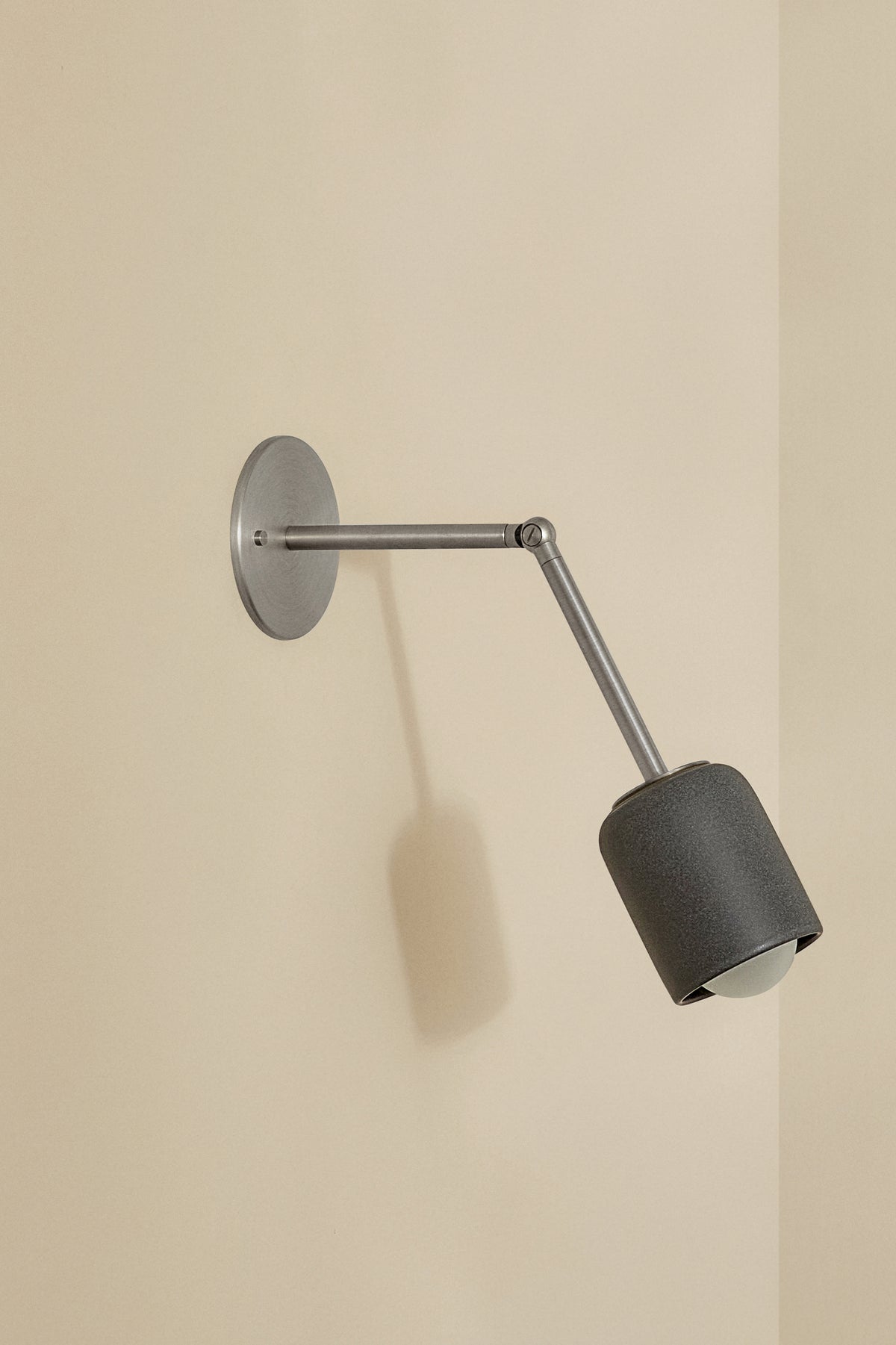 Terra 1 · Long Wall Light