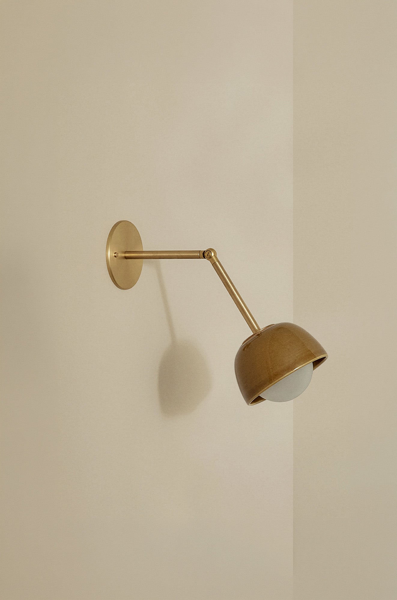 Terra 0 Long Wall Light