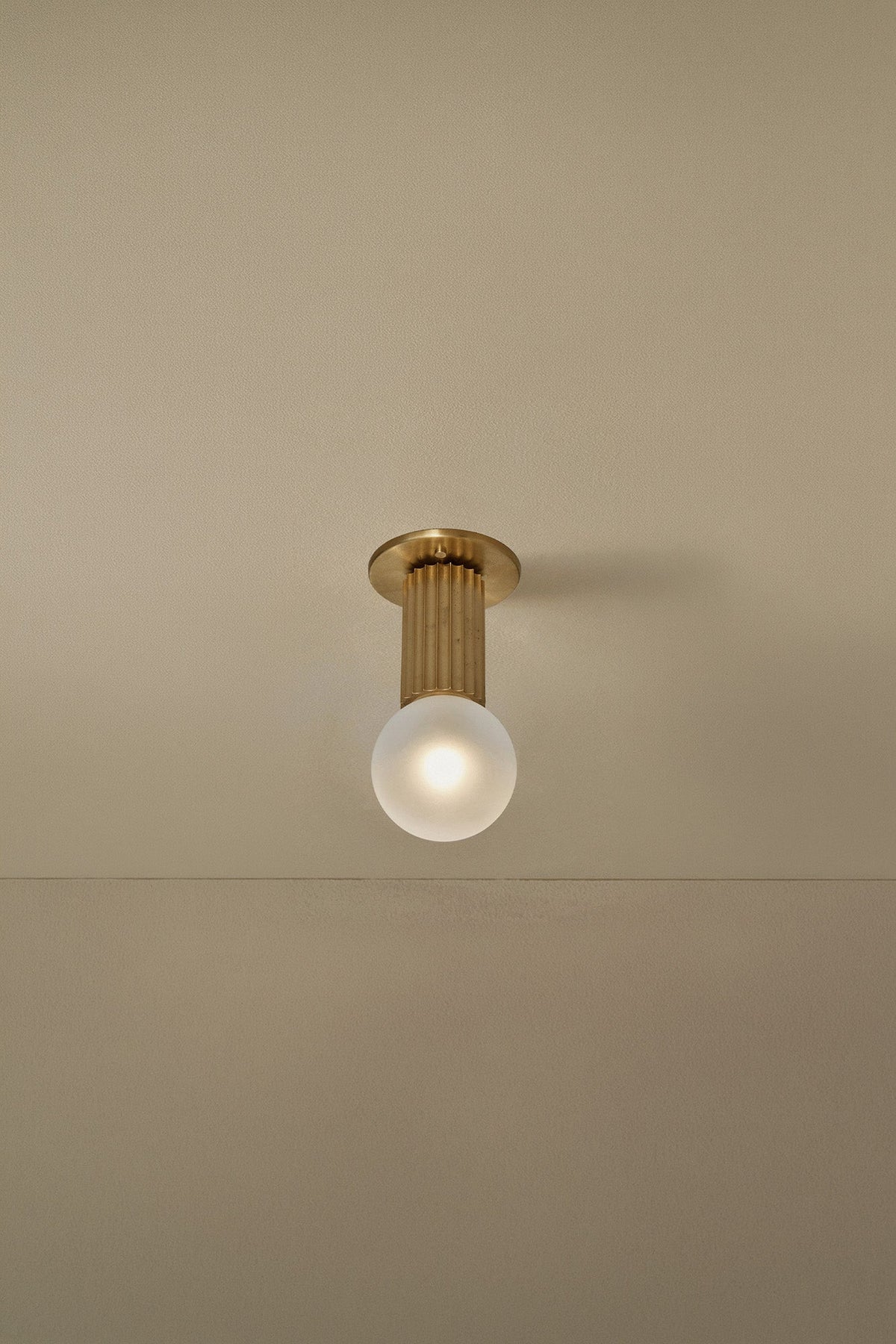 Attalos Ceiling, Slim Base - Marz Designs - Marz Designs - :lightonpdp