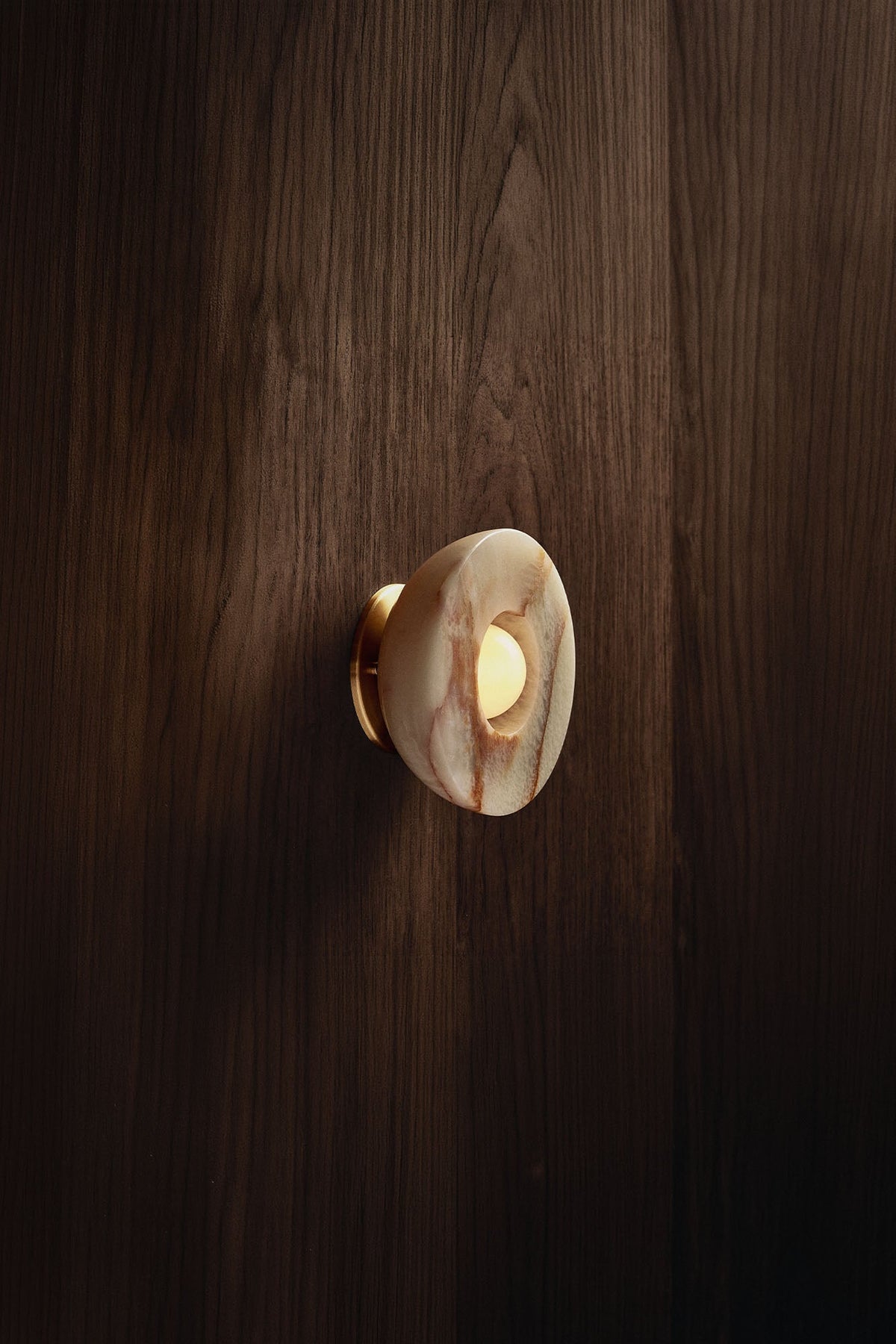 Aurelia Surface Sconce, Stone - Marz Designs - Marz Designs - :lightonpdp