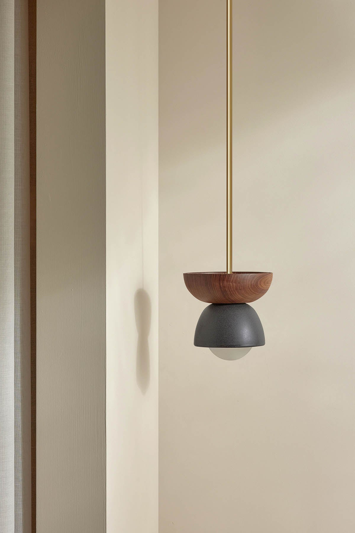 Terra 00 Pendant Light - Solid Rod