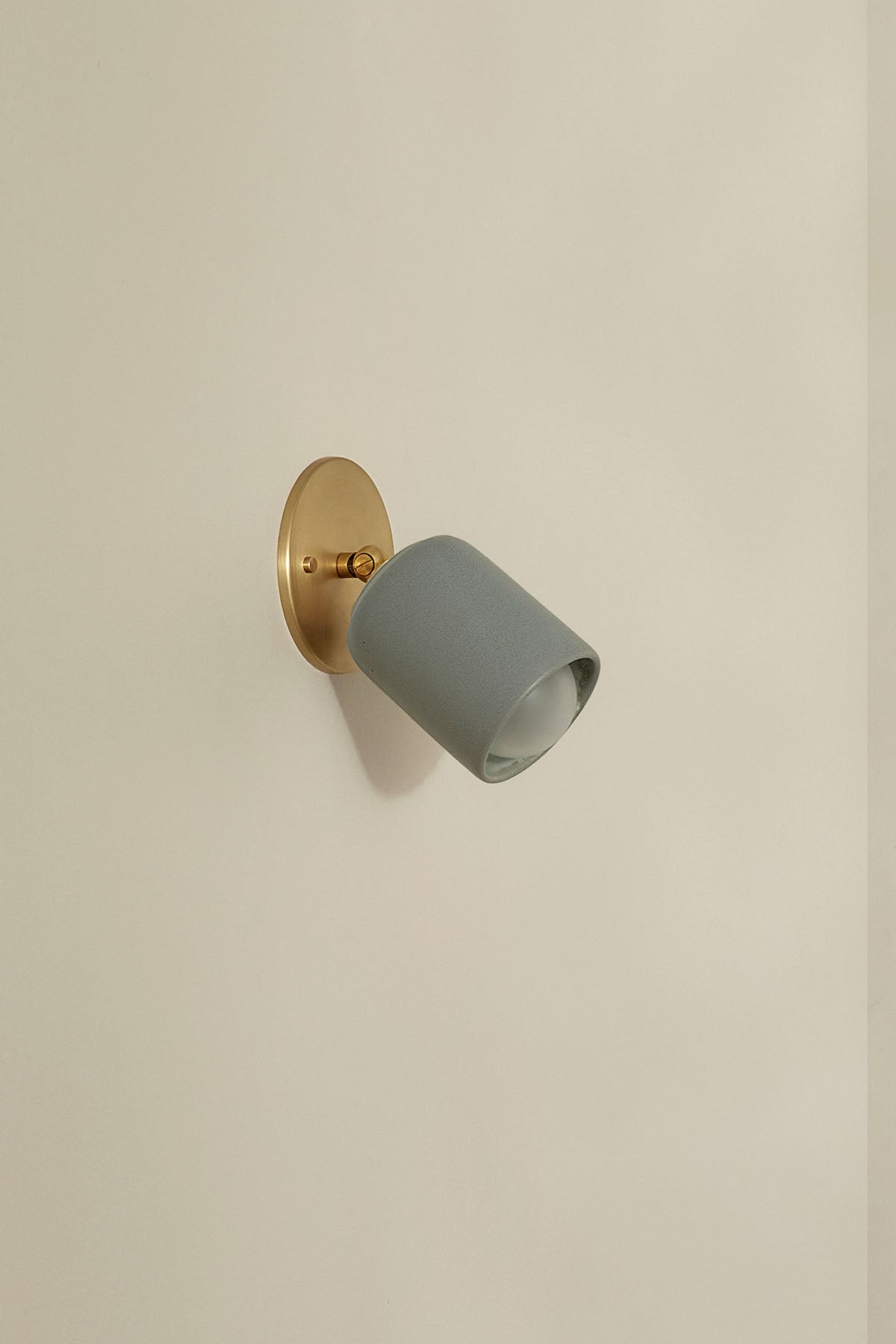 Terra 1 Short Surface Sconce