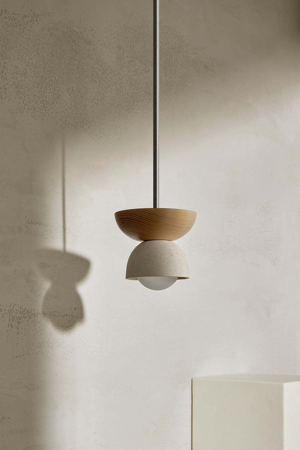 Terra 00 Pendant Light - Solid Rod