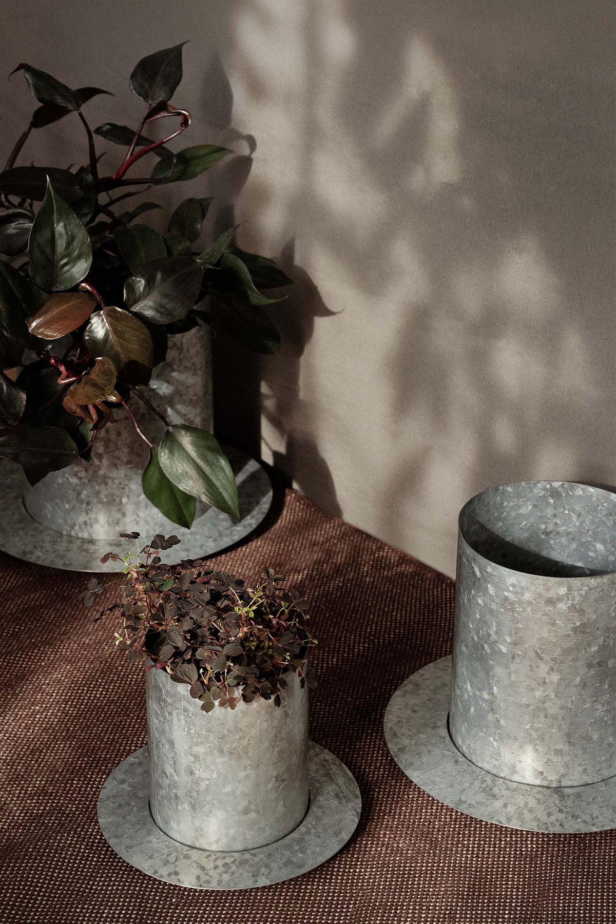 Ferm Living · Auran Pot · Galvanised Iron - Marz Designs - Ferm Living - Ferm Living · Auran Pot · Galvanised Iron