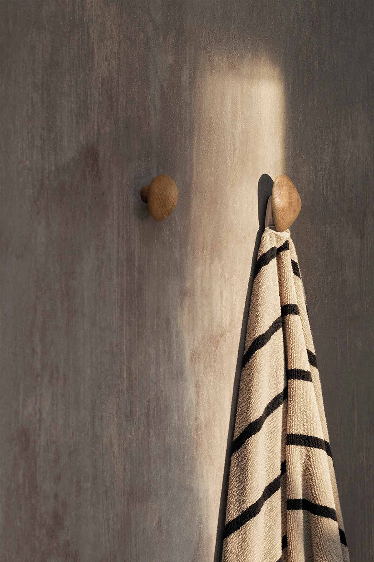 Cairn Hooks · Set of 2 · Oak - Marz Designs - Ferm Living -