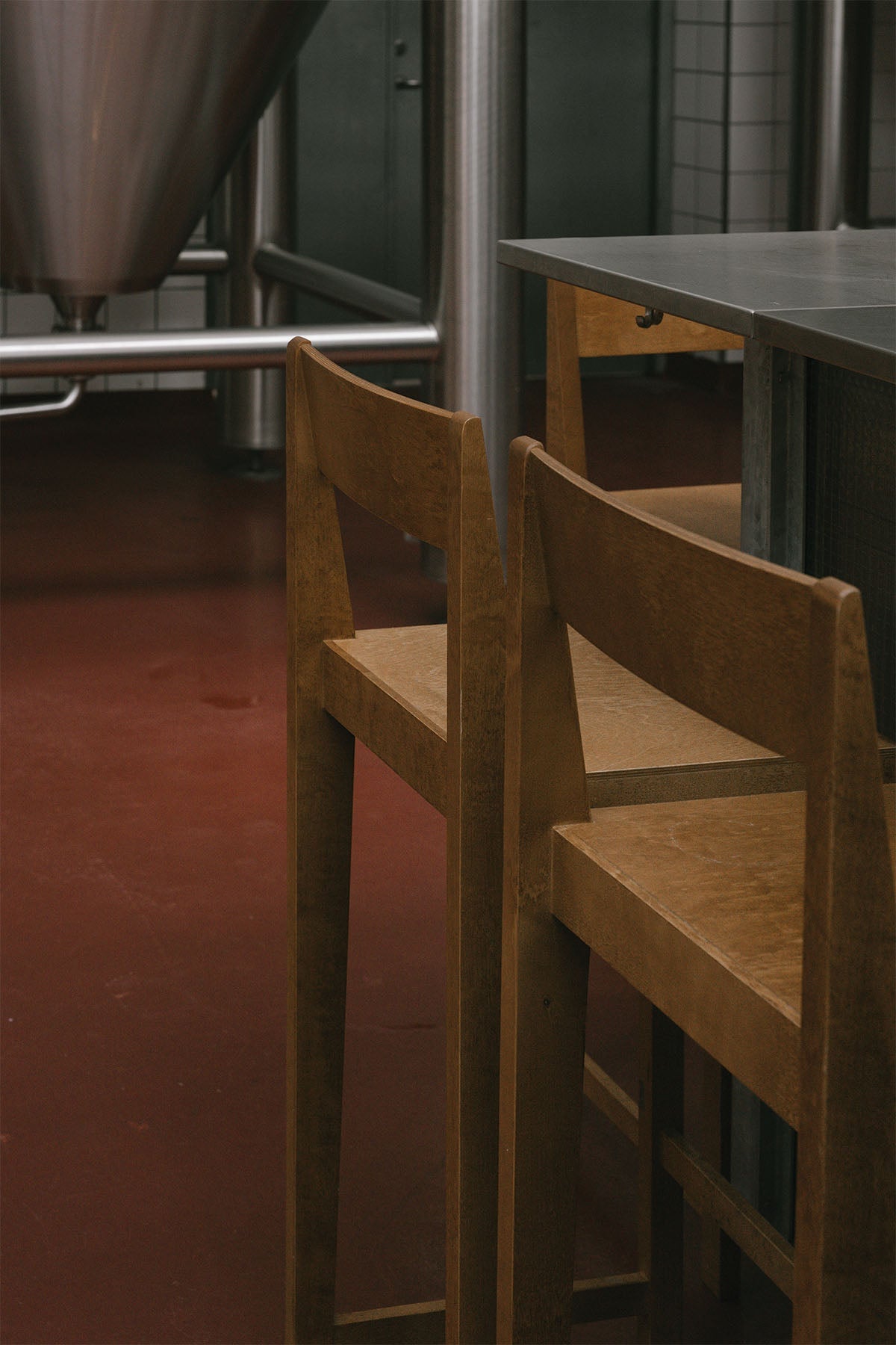 FRAMA | Bar Chair 01 | H76 - Marz Designs - FRAMA - FRAMA | Bar Chair 01 | H76