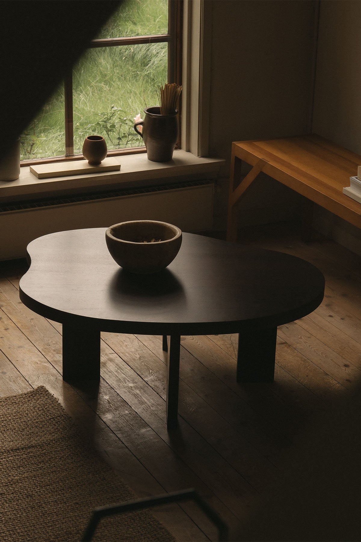 FRAMA | Farmhouse Coffee Table | Pond - Marz Designs - FRAMA - FRAMA | Farmhouse Coffee Table | Pond