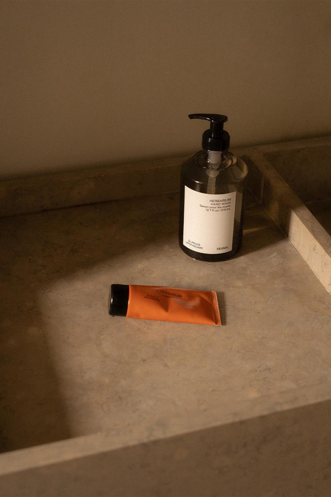Frama · Herbarium · Hand Wash - Marz Designs - FRAMA - Frama · Herbarium · Hand Wash