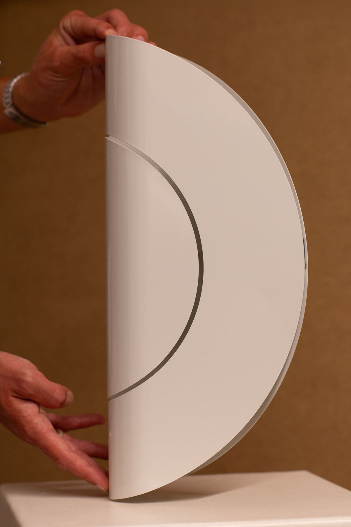 Imperfect Furl Circle Wall Light, White Gloss 220-240V - Marz Designs - Marz Designs - Imperfect Furl Circle Wall Light, White Gloss 220-240V