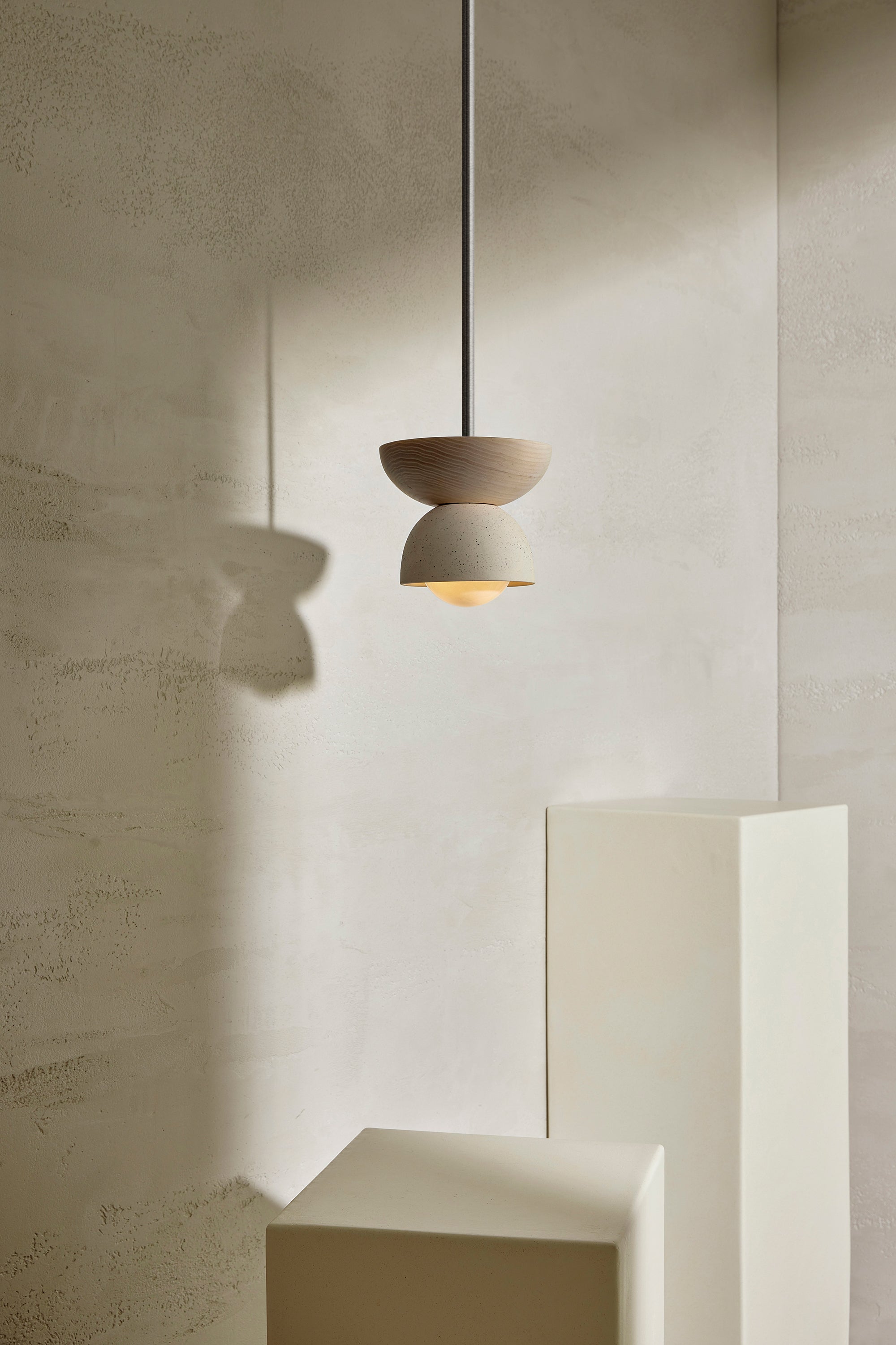 Terra 00 Pendant Light - Solid Rod