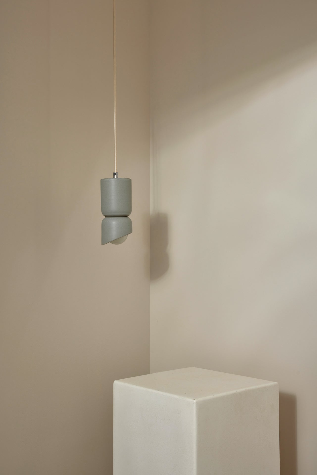 Terra 1.5 Pendant Light - Fabric