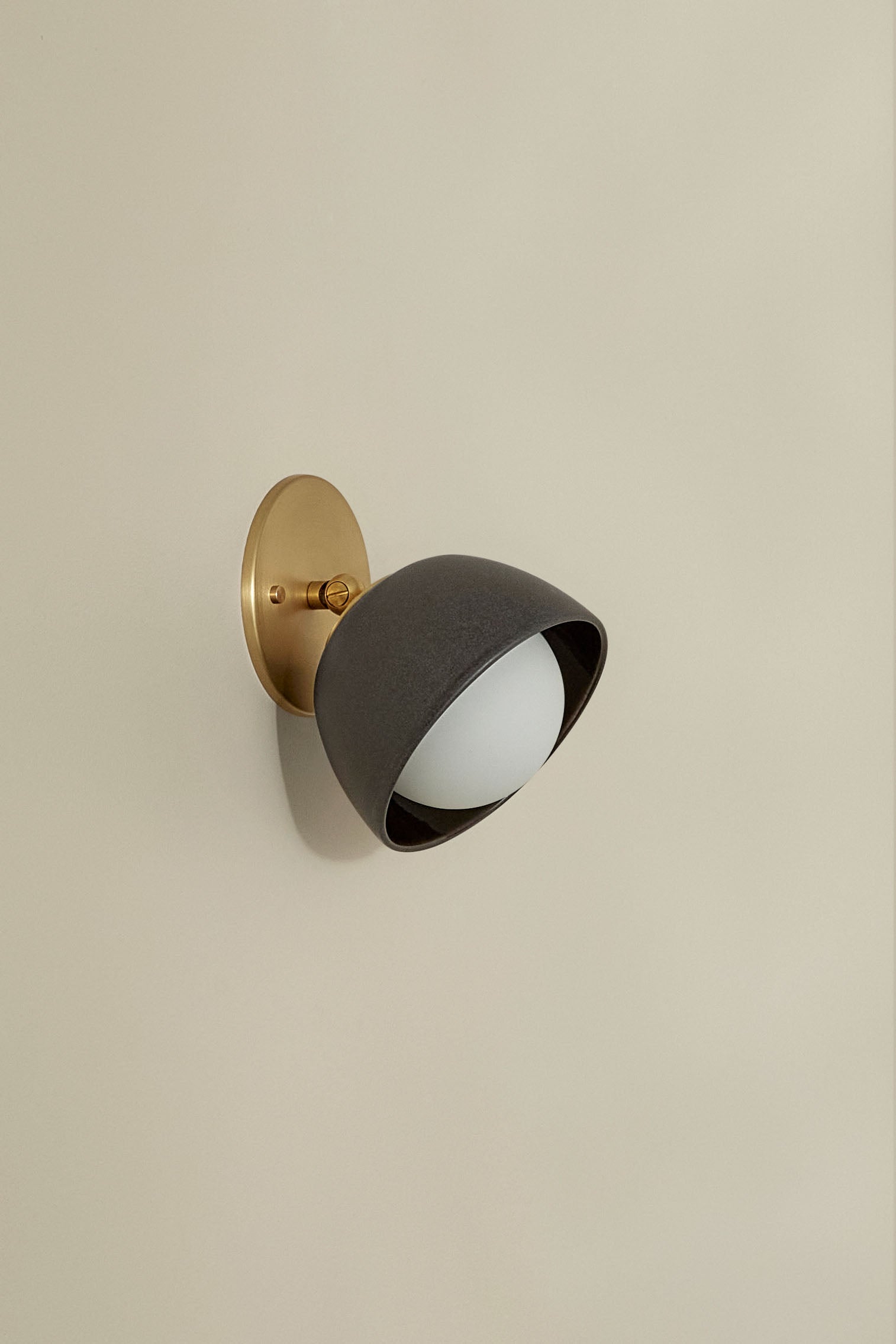 Terra 0 Short Surface Sconce - Marz DesignsMarz Designs