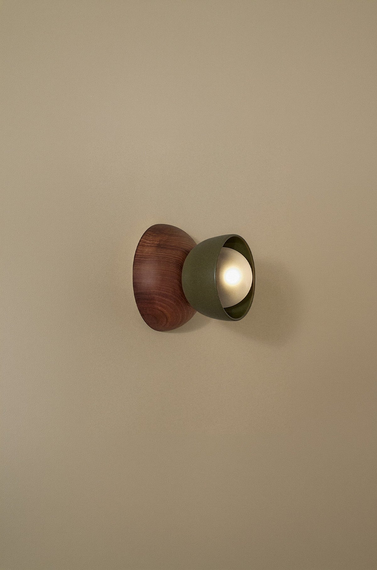 Terra 00 Surface Sconce - Marz Designs - Marz Designs - :lightonpdp