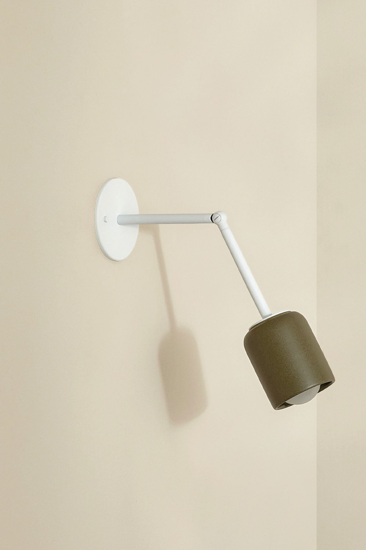 Terra 1 Long Articulating Wall Light - Marz DesignsMarz Designs
